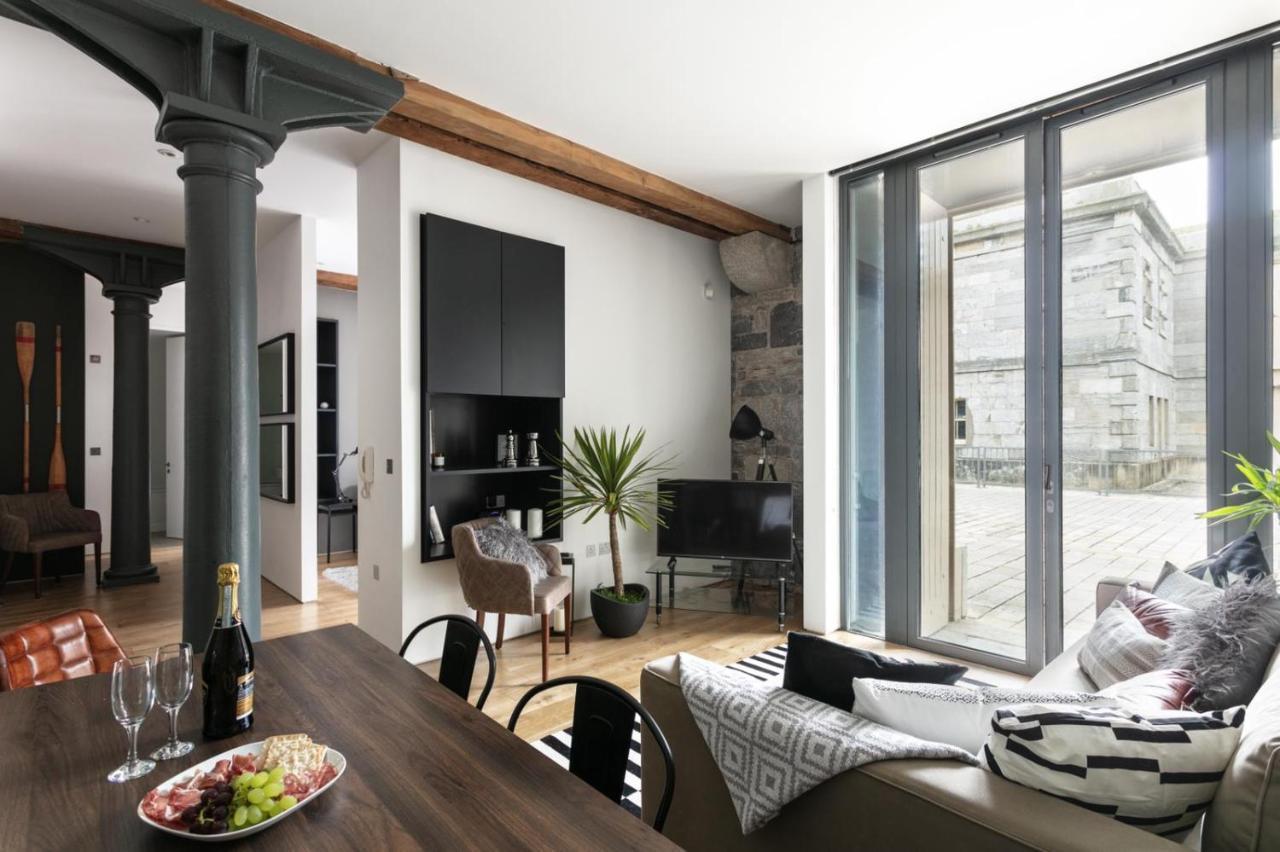 Two-Bedroom Apartment At Royal William Yard, Plymouth Exterior foto